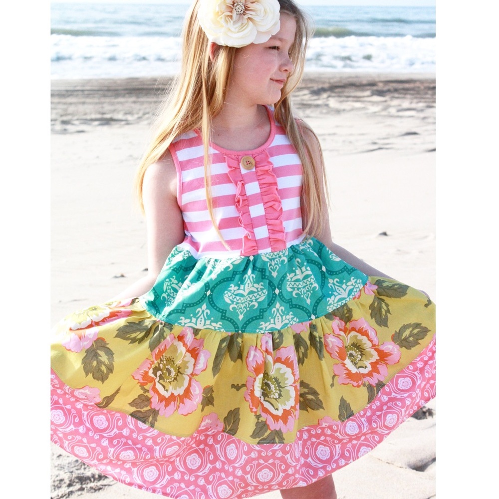 NWT Handmade Girl’s boutique Summer Sleeveless Tiered Floral Dress Sz 2 3